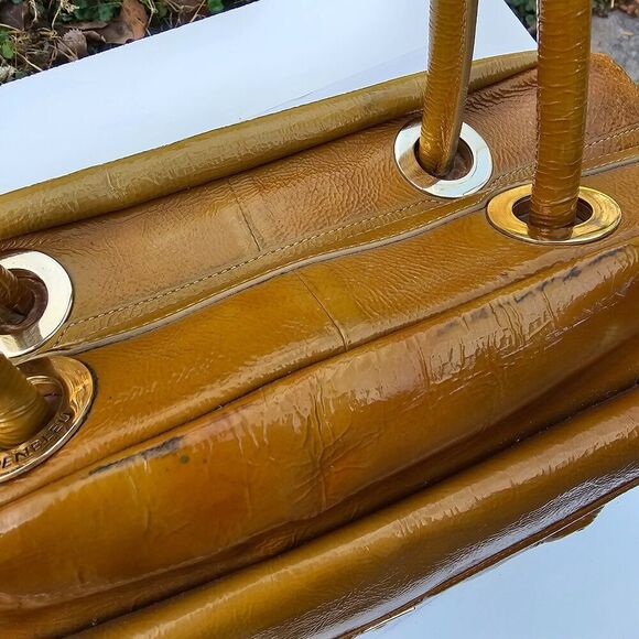 GOLDENBLEU Patent Leather Shoulder Bag Handbag Satchel, Pre-owned - Picture 10 of 10